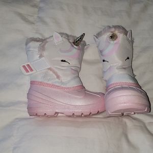 Snow Boots
